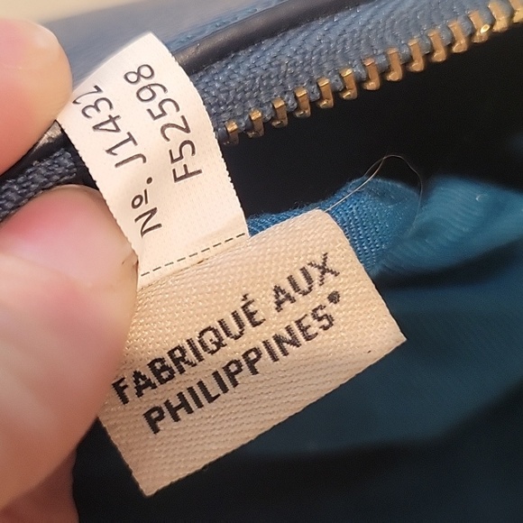 HOST PICK!! Coach Wristlet/Mini Shoulder Convertible Bag - Dark Teal - Picture 3 of 15